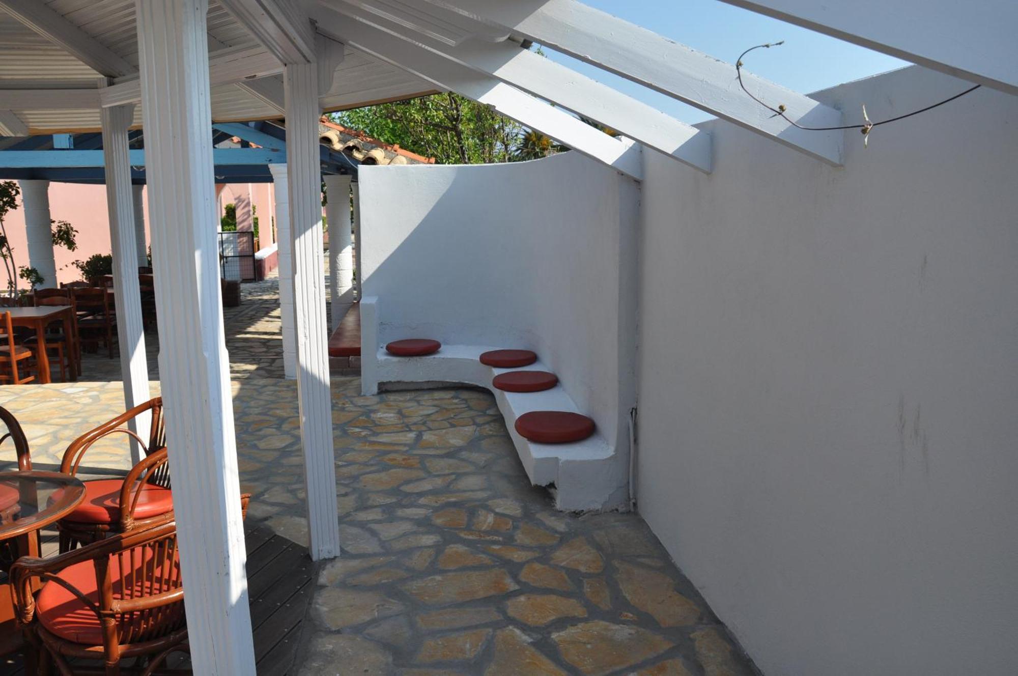 Tassos Apartments Corfu  Eksteriør bilde