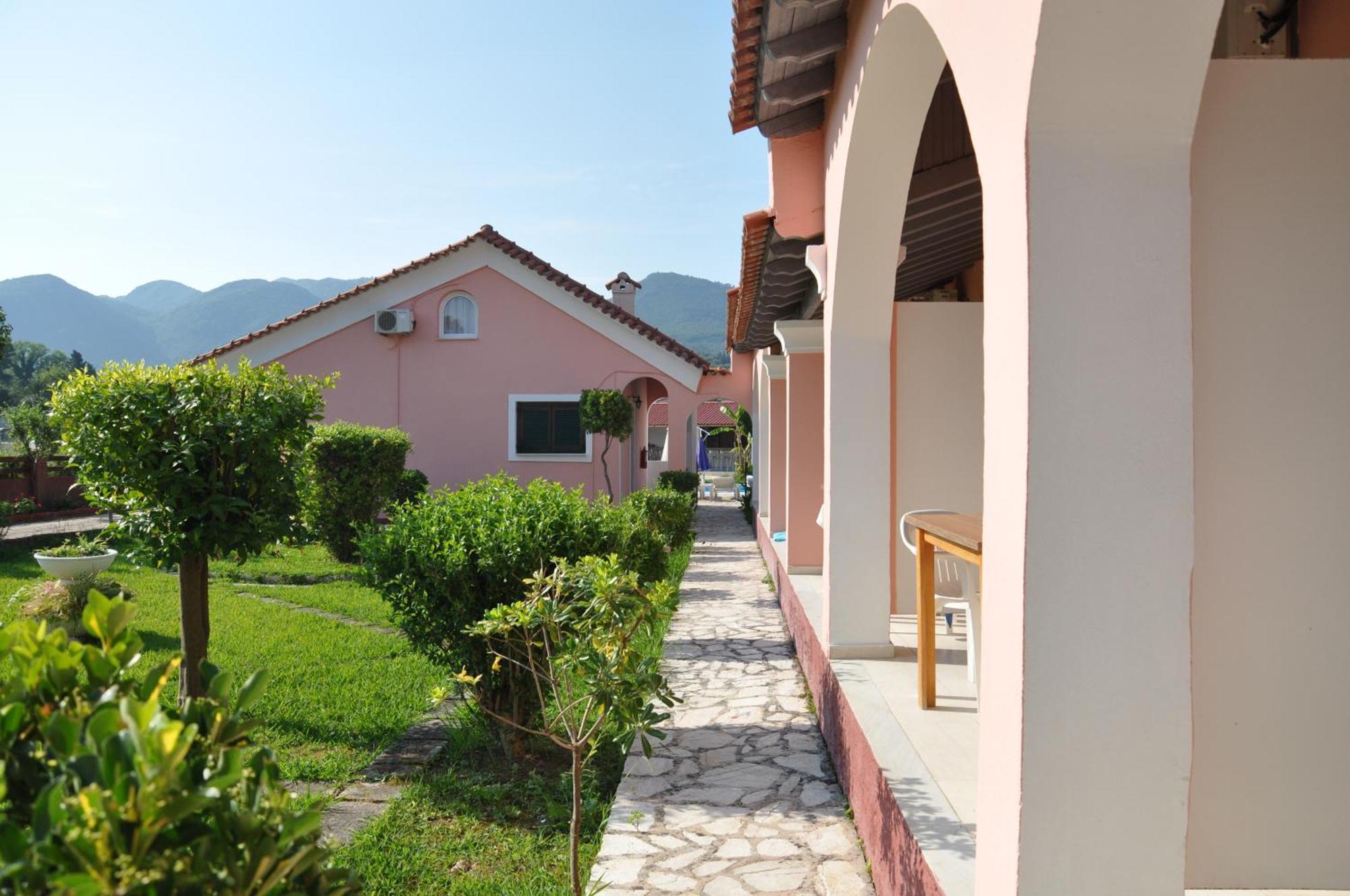 Tassos Apartments Corfu  Eksteriør bilde