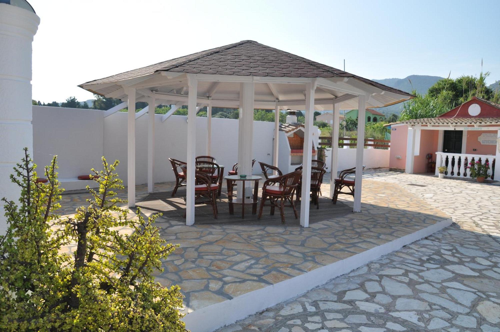 Tassos Apartments Corfu  Eksteriør bilde