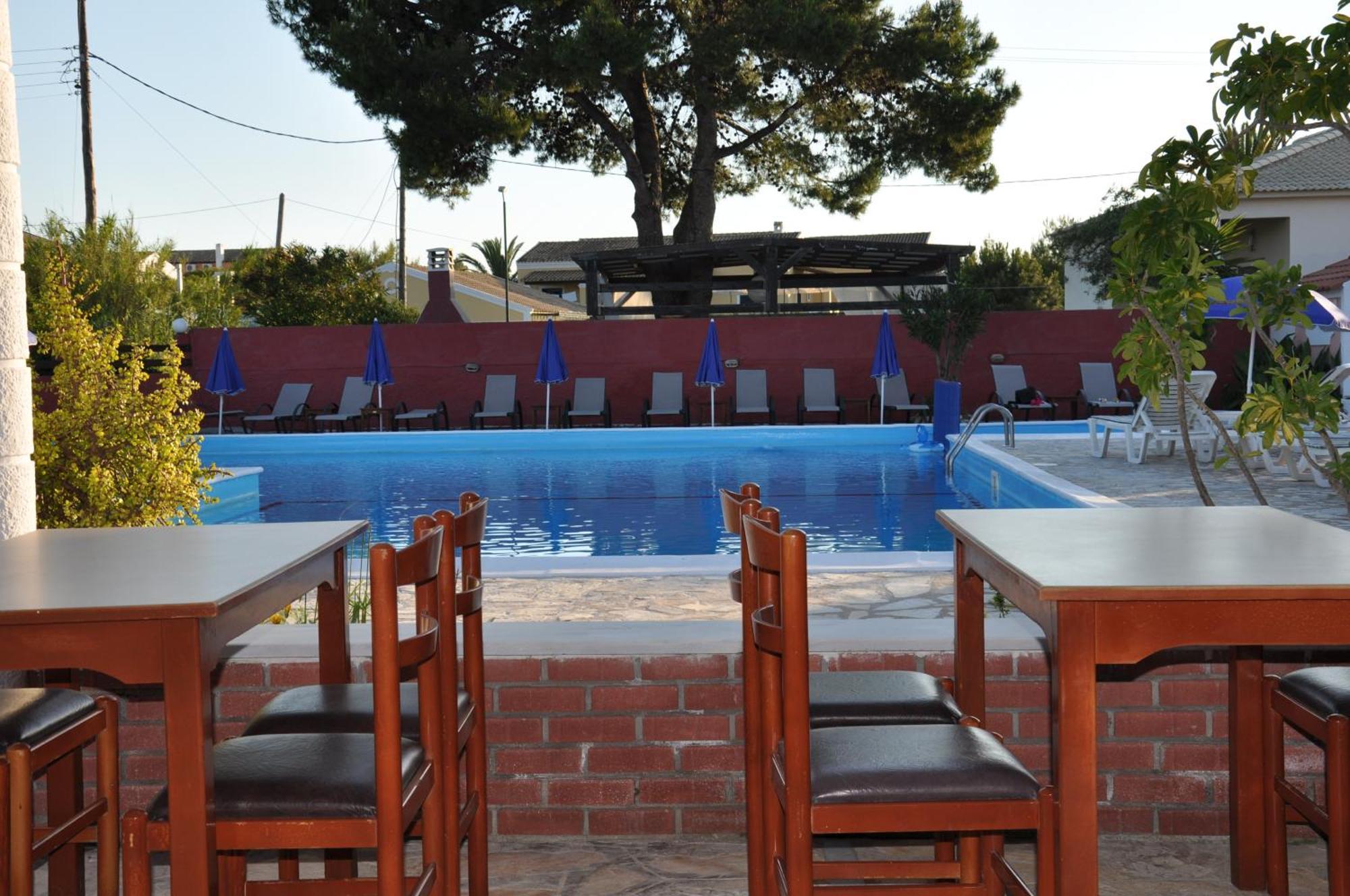 Tassos Apartments Corfu  Eksteriør bilde