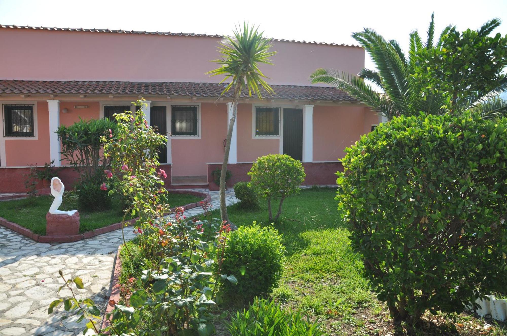 Tassos Apartments Corfu  Eksteriør bilde